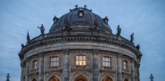 Ile w Warszawie jest muzeów? Ile w Warszawie jest muzeów?