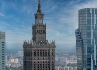 Jak tanio zwiedzić Warszawa?