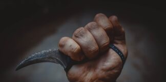 Czy Karambit jest legalny?